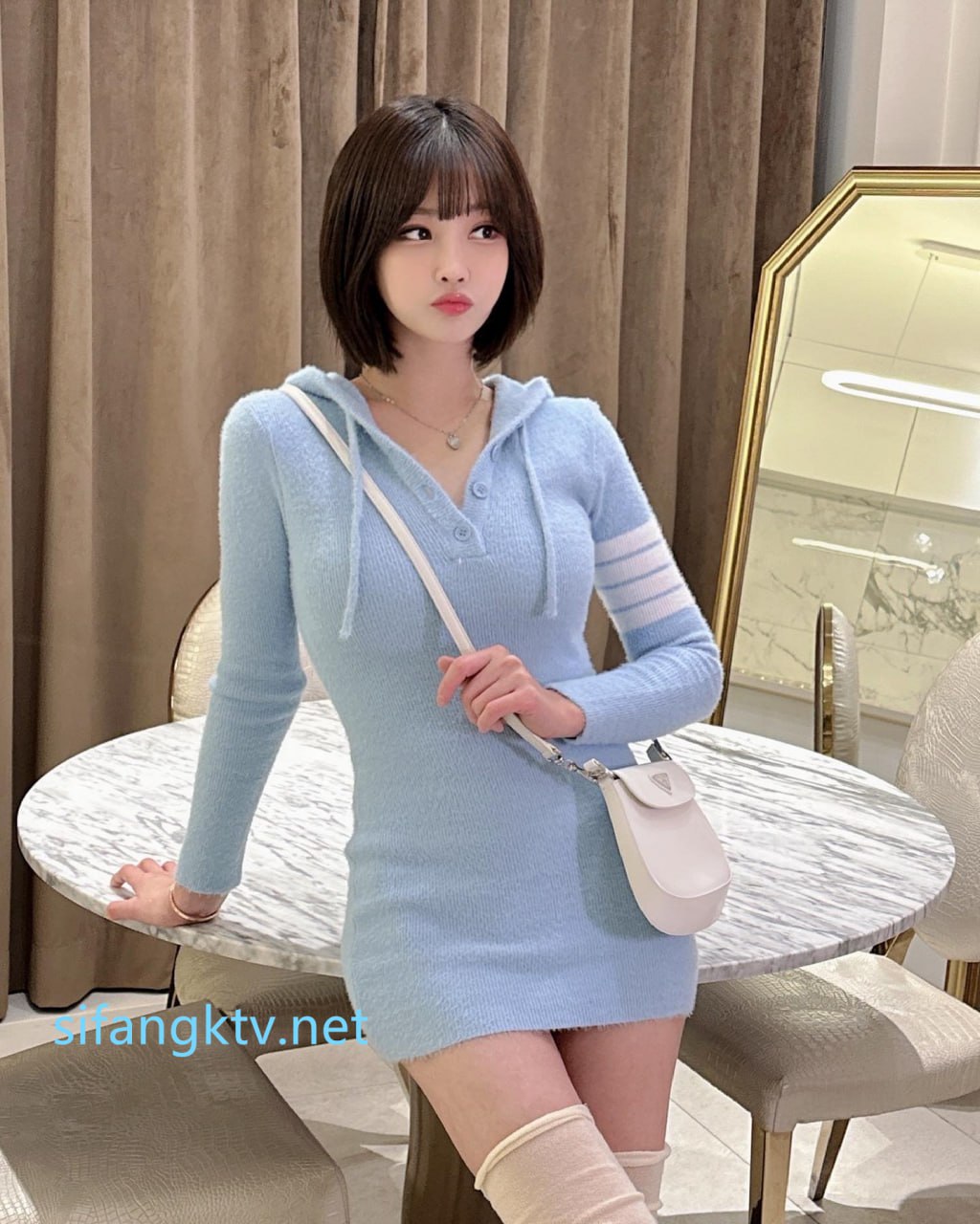 【2023_02_01】The_Posture_of_Qingyue_Serving_the_Master_Season_1_Episode.m4v